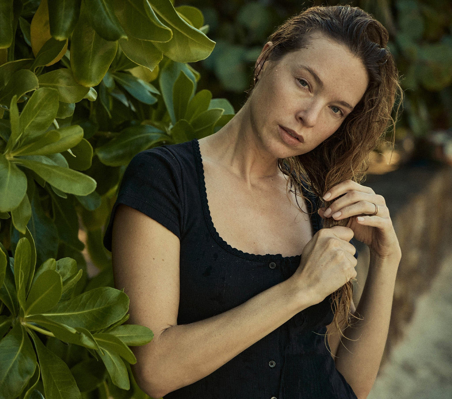 HMD -- AMATA DRESS -- BLACK