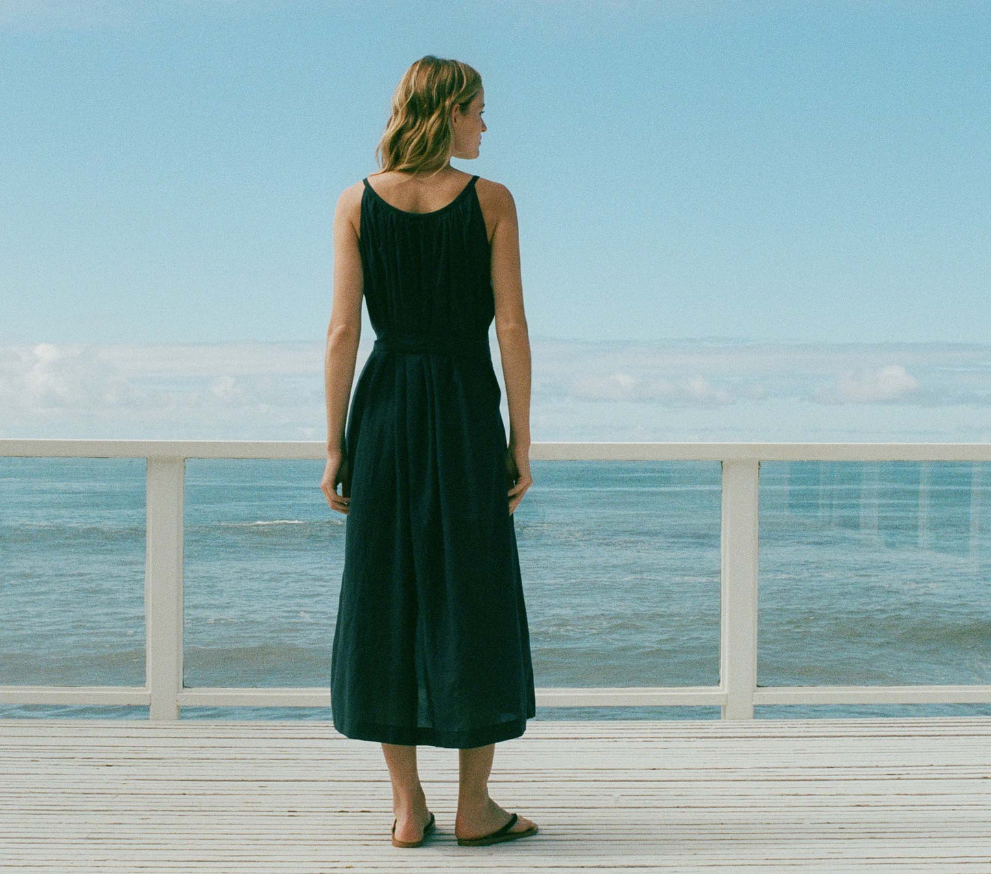 HMD -- NEVITA DRESS -- NAVY