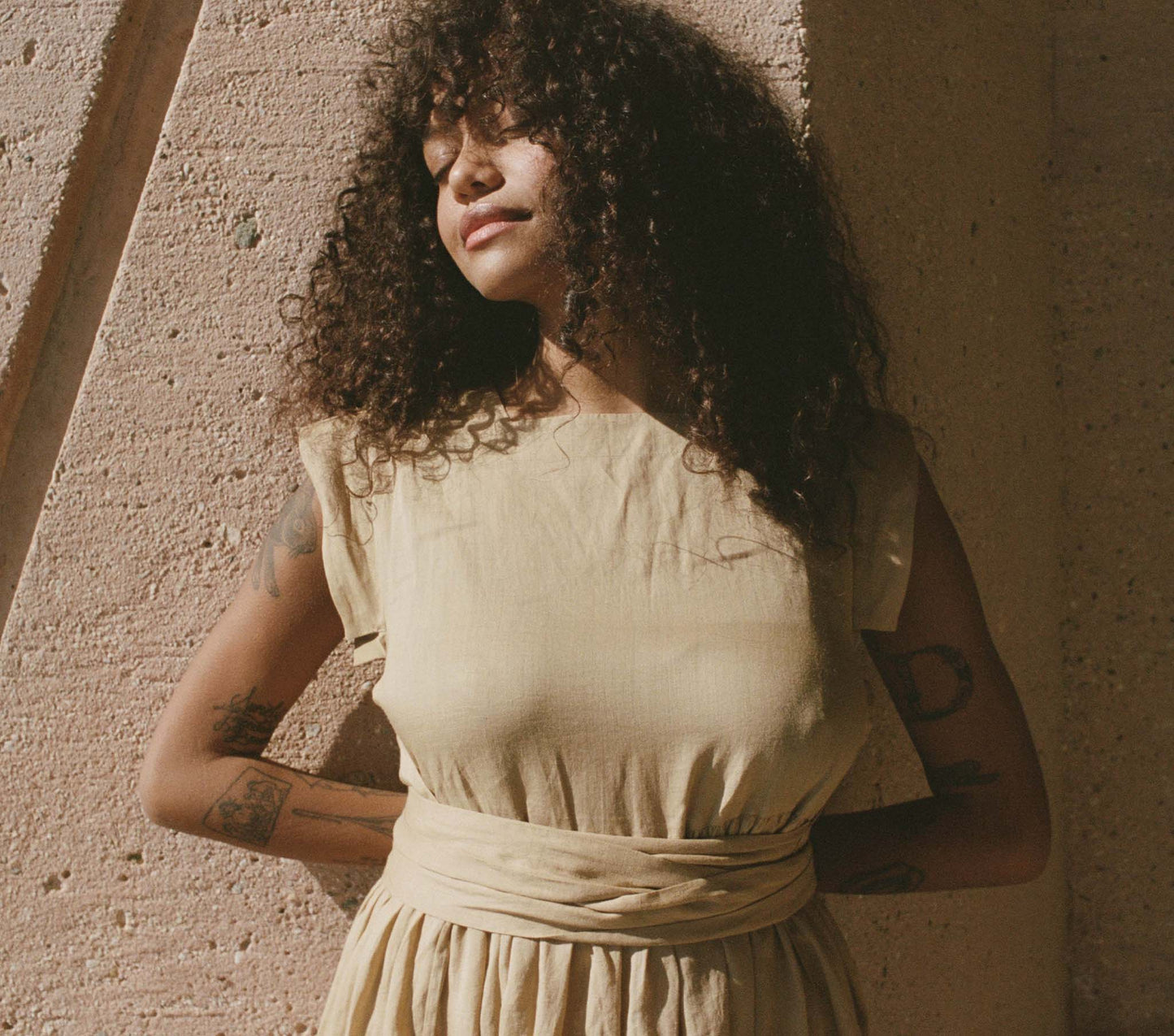 HMD -- PACIFICA DRESS -- OAKEN