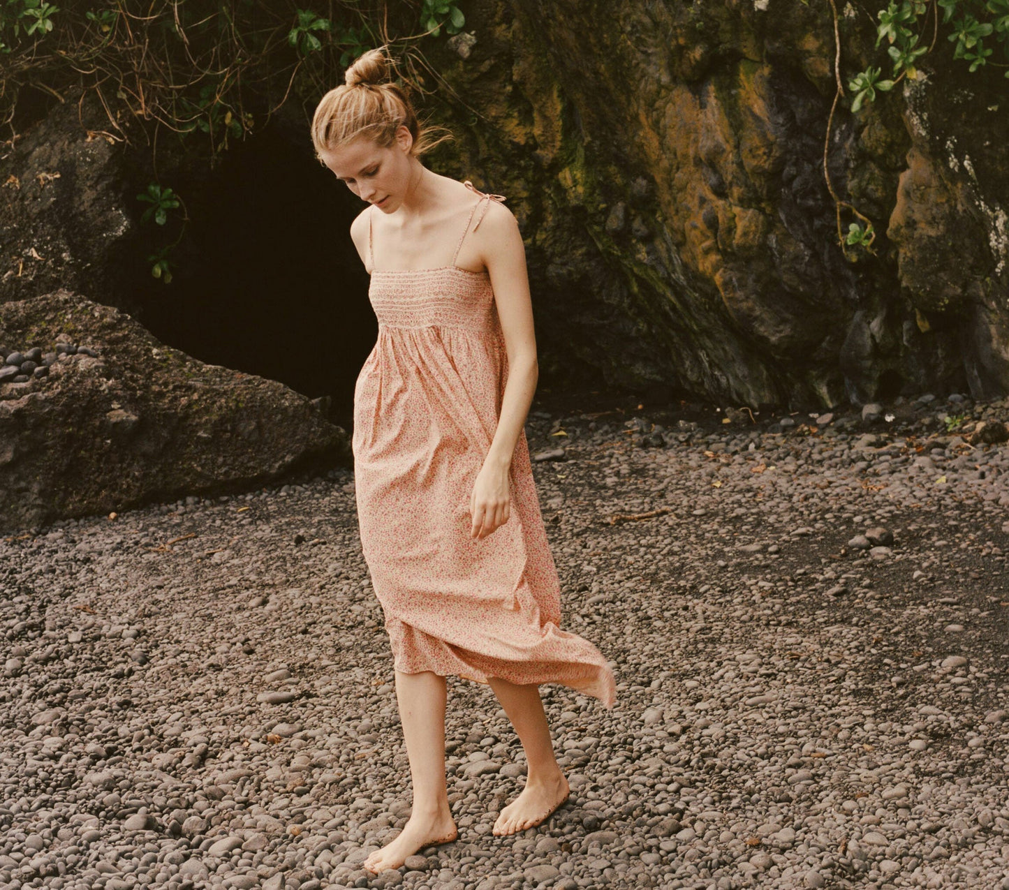 HMD -- PANSY DRESS -- DUSTY PINK