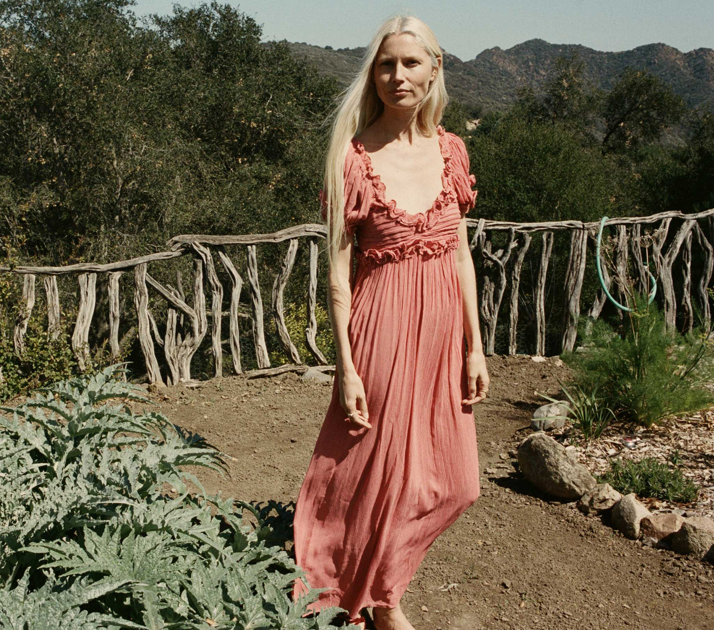 HMD -- DREW DRESS -- MIRAGE