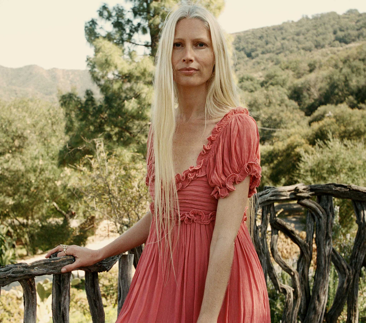 HMD -- DREW DRESS -- MIRAGE