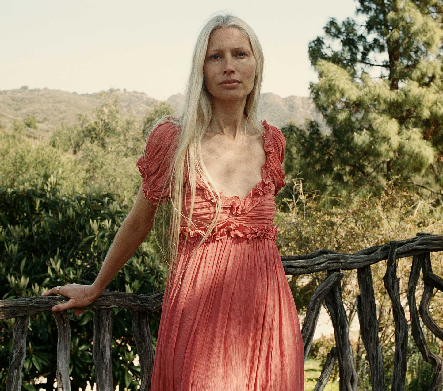 HMD -- DREW DRESS -- MIRAGE