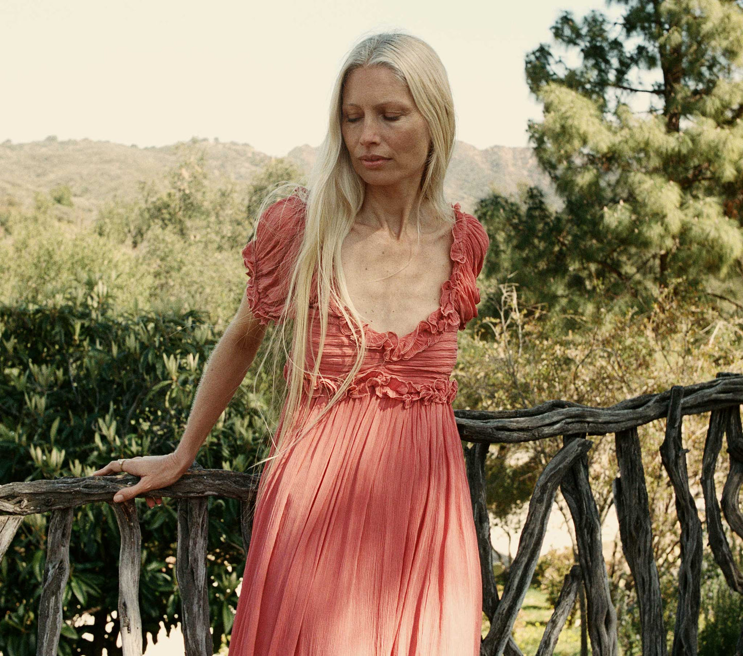 HMD -- DREW DRESS -- MIRAGE