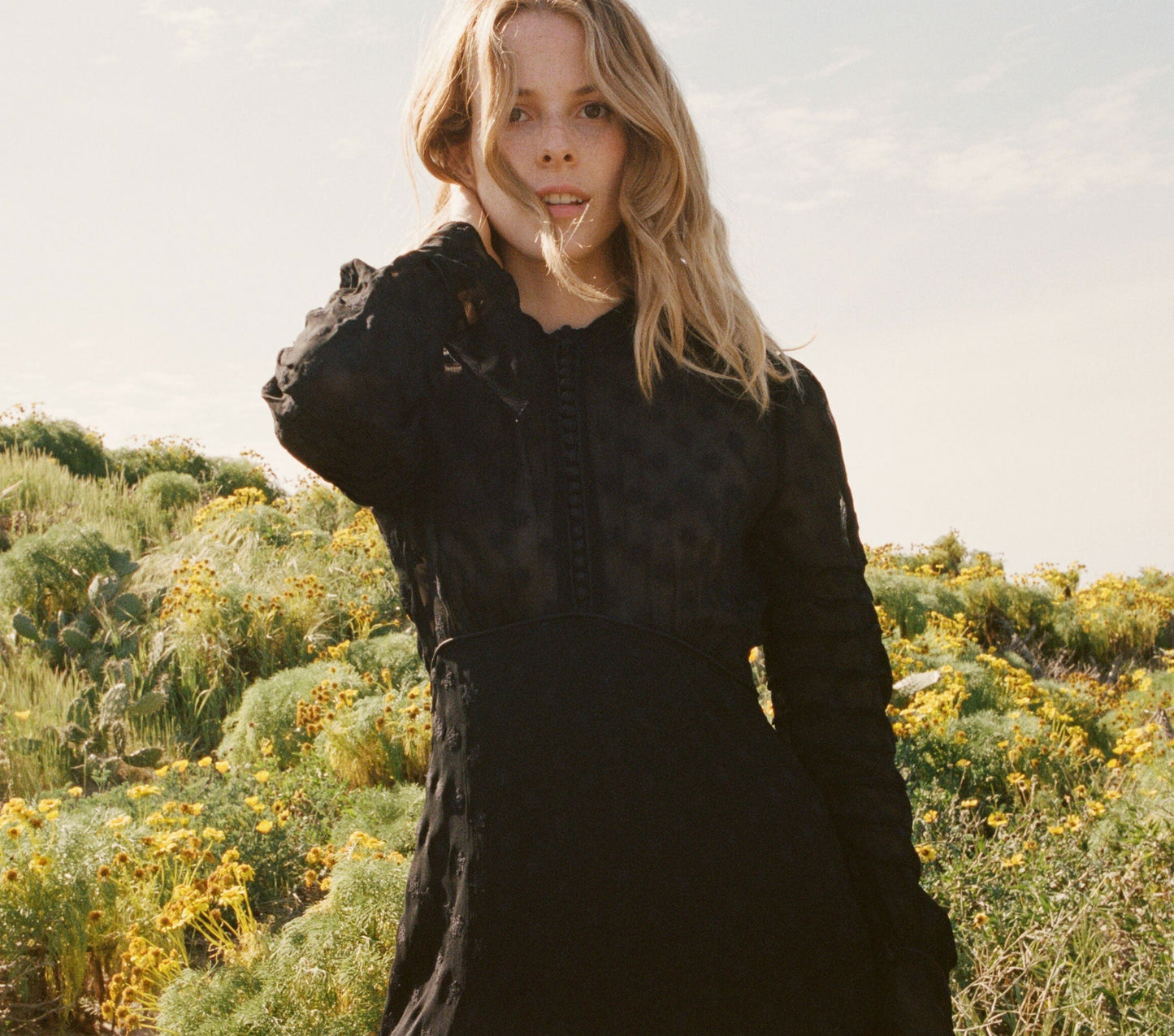 HMD -- BUCHANAN DRESS -- BLACK