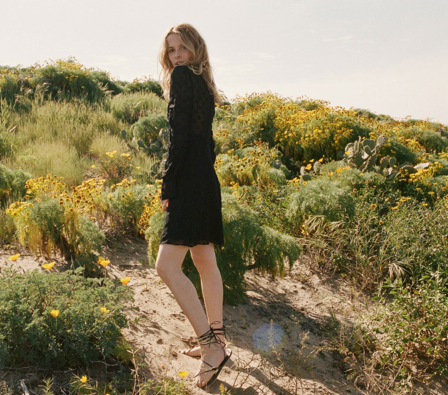 HMD -- BUCHANAN DRESS -- BLACK