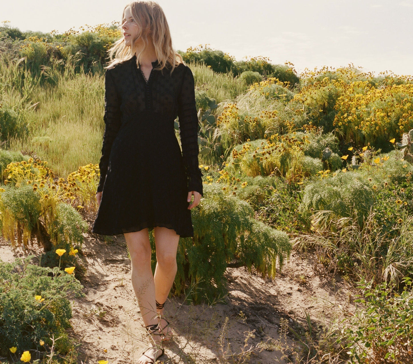 HMD -- BUCHANAN DRESS -- BLACK