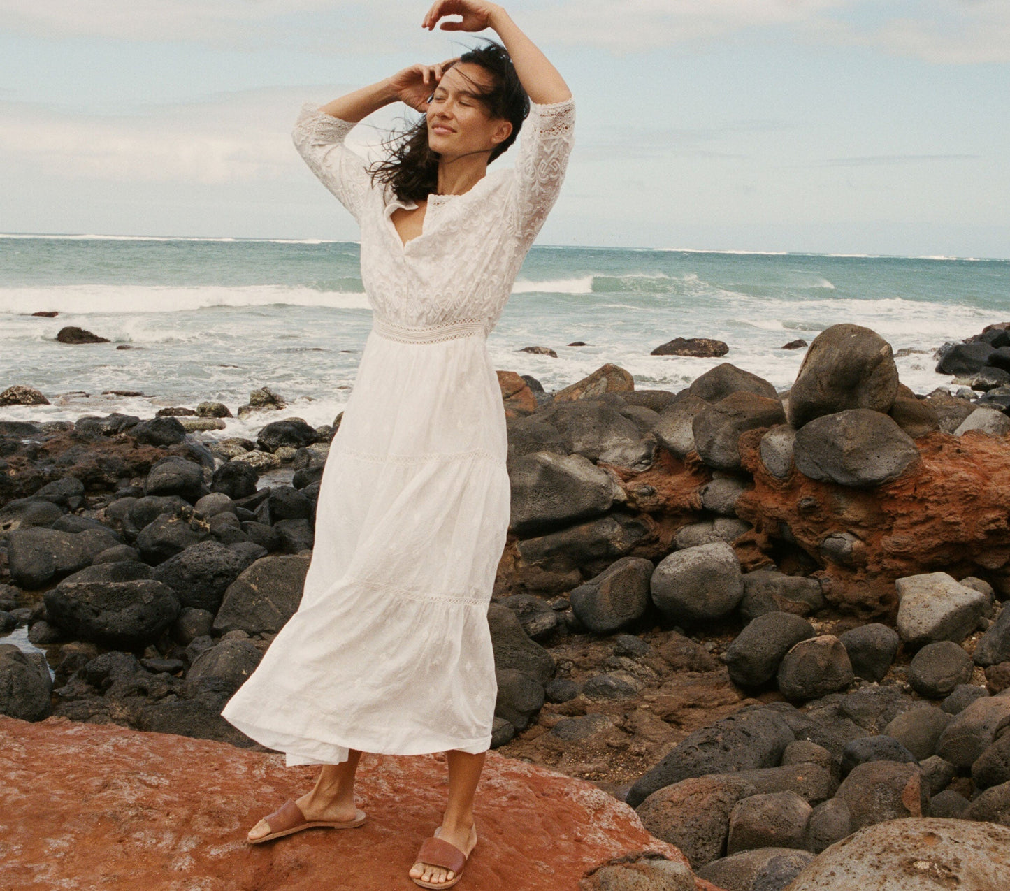 HMD -- PROVENCAL DRESS -- SALT