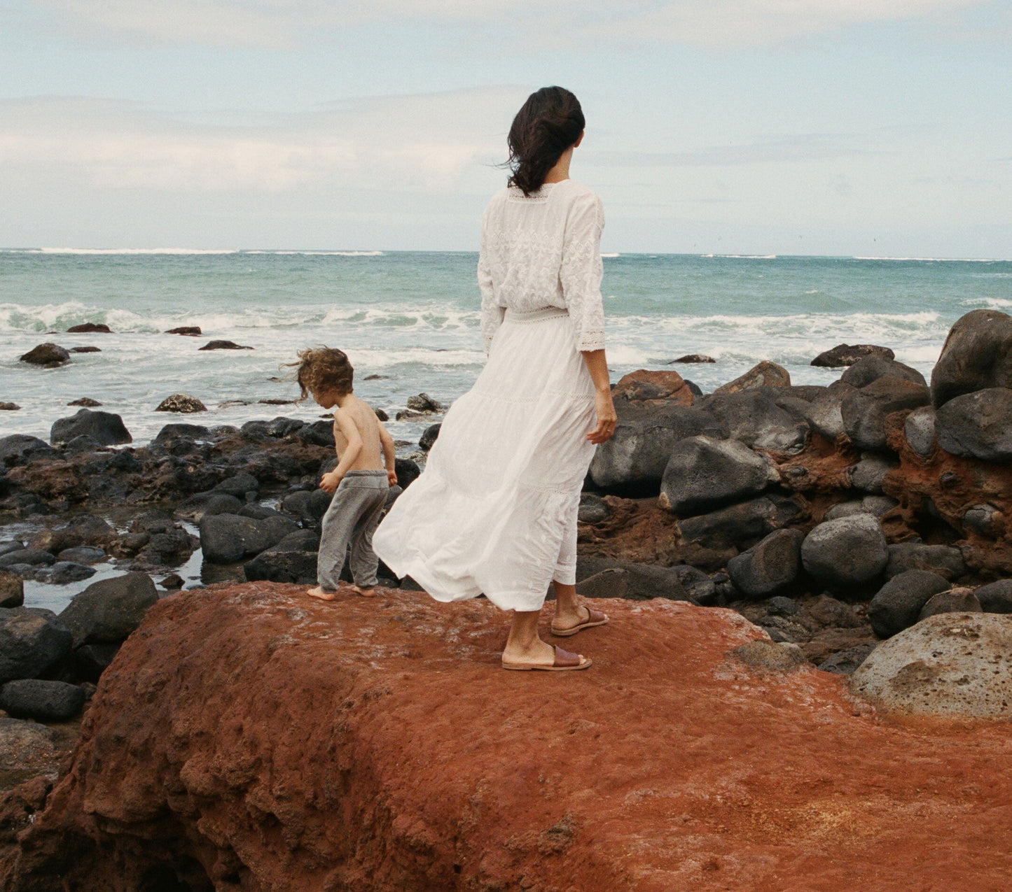 HMD -- PROVENCAL DRESS -- SALT