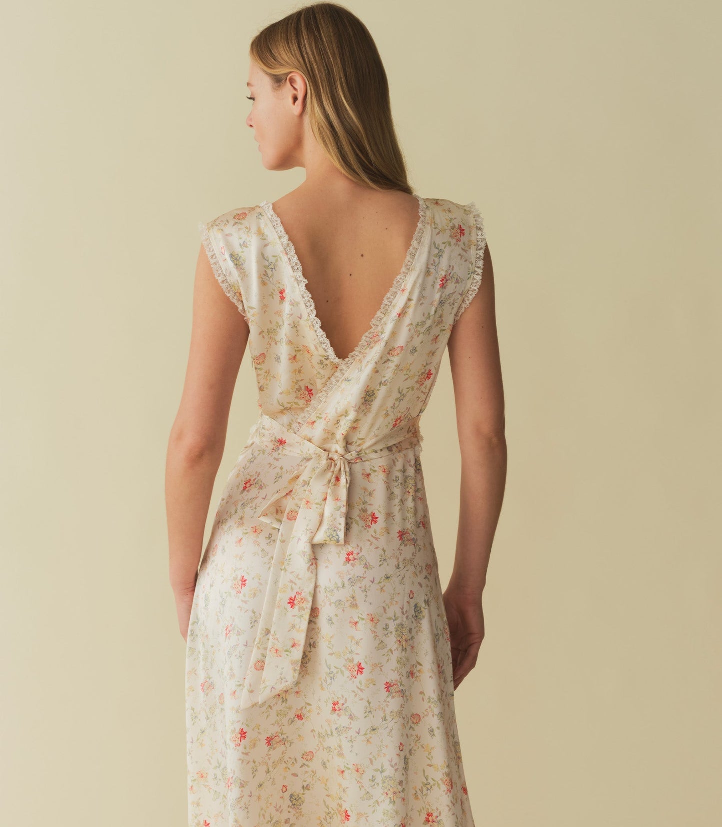 HMD -- TAHLIA DRESS -- FLOWERING MEADOW