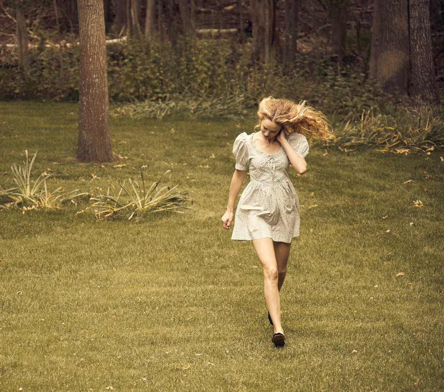 HMD -- TRAIL DRESS -- CREAM COTTAGE IVY FLORAL