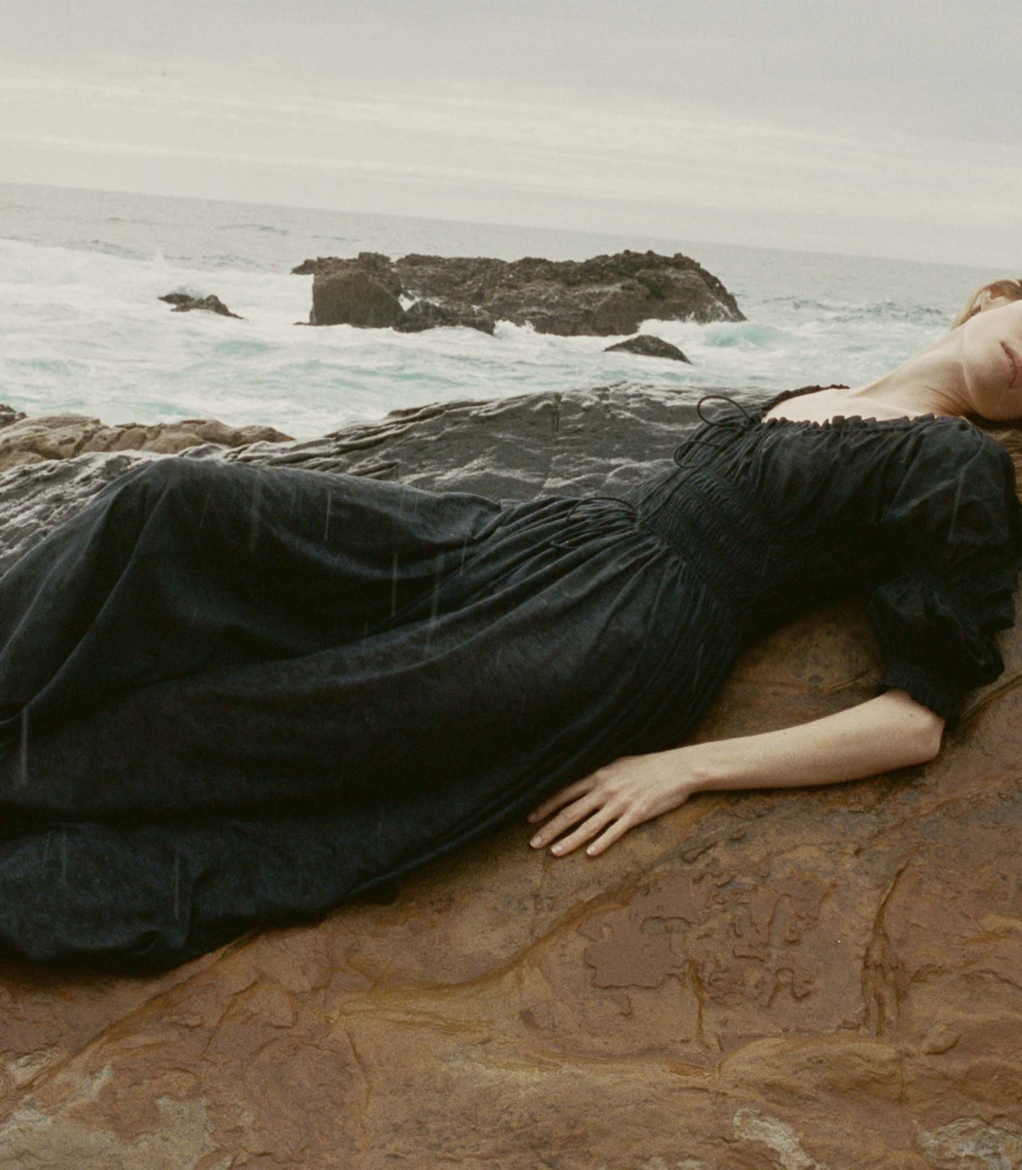 HMD -- ISCHIA DRESS -- NAVY