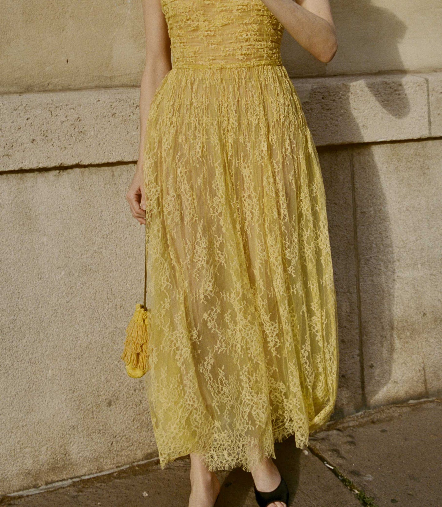 HMD -- PAMELINA DRESS -- DAFFODIL YELLOW LACE