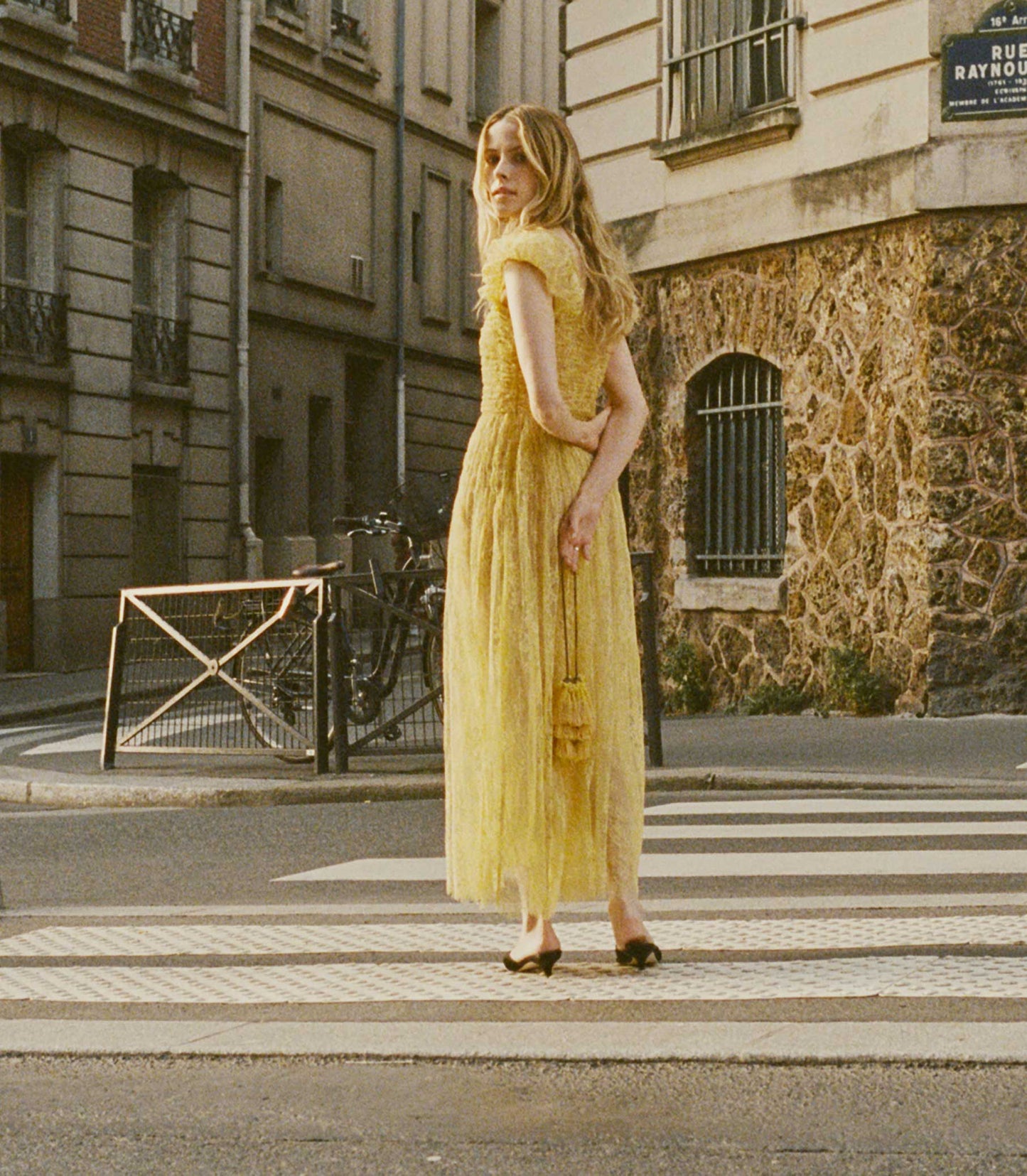 HMD -- PAMELINA DRESS -- DAFFODIL YELLOW LACE