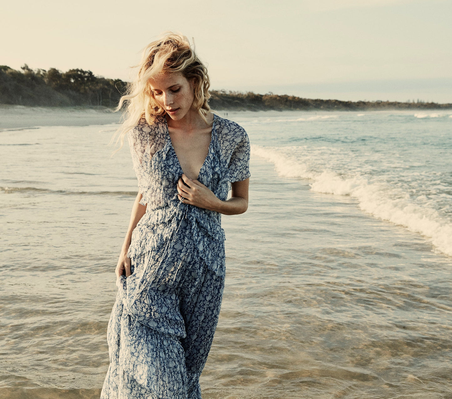 HMD -- ANTOINETTE DRESS -- PORCELAIN BLUE TEA FLORAL