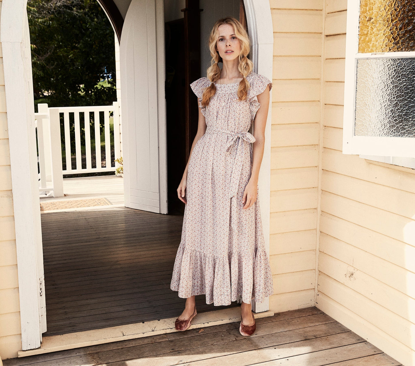 HMD -- SONNET DRESS -- PEACH MARTHA'S GARDEN PRINT