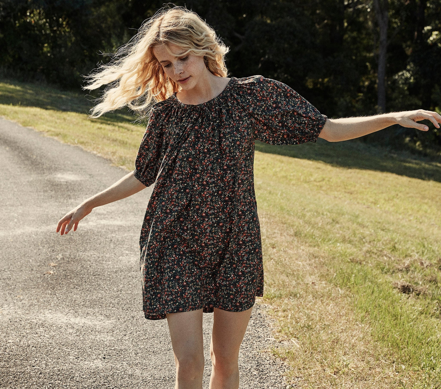 HMD -- CHESTNUT DRESS -- BLACK PETIT JARDIN PRINT