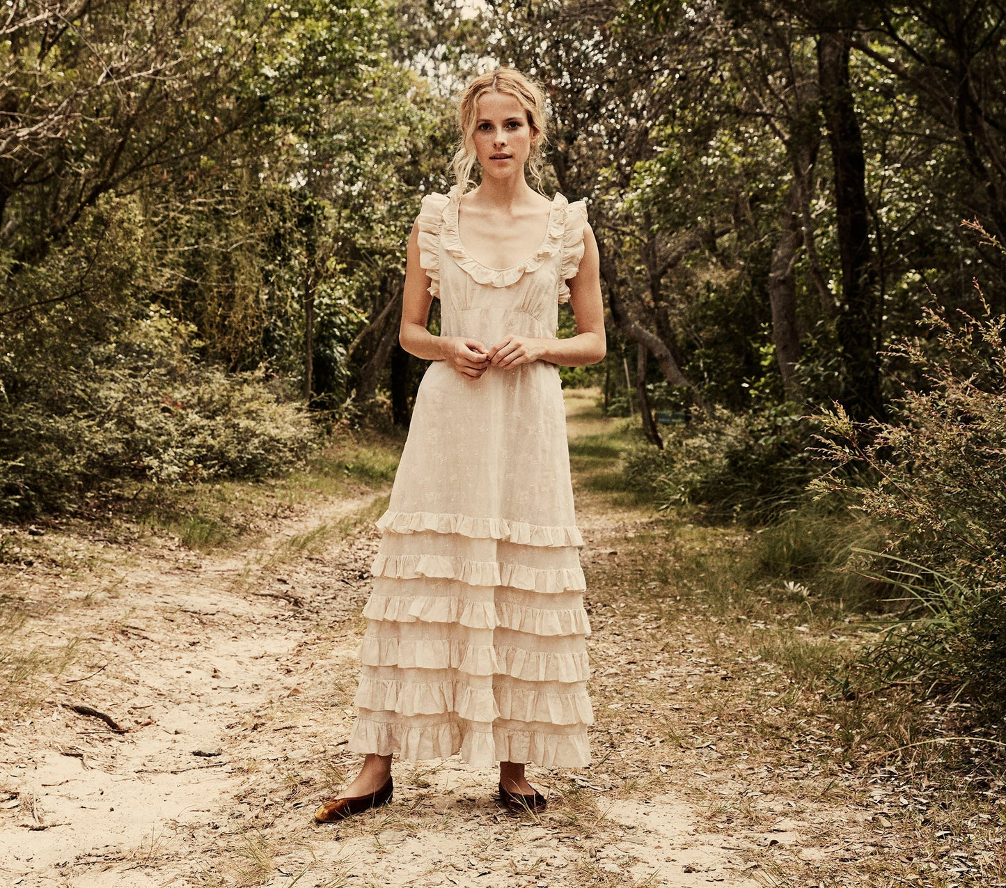 HMD -- CALLA DRESS -- DOVE