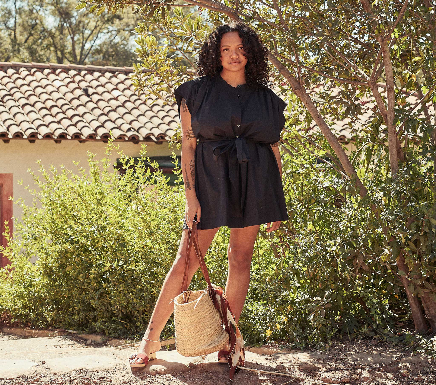 HMD -- ALVINA DRESS -- BLACK