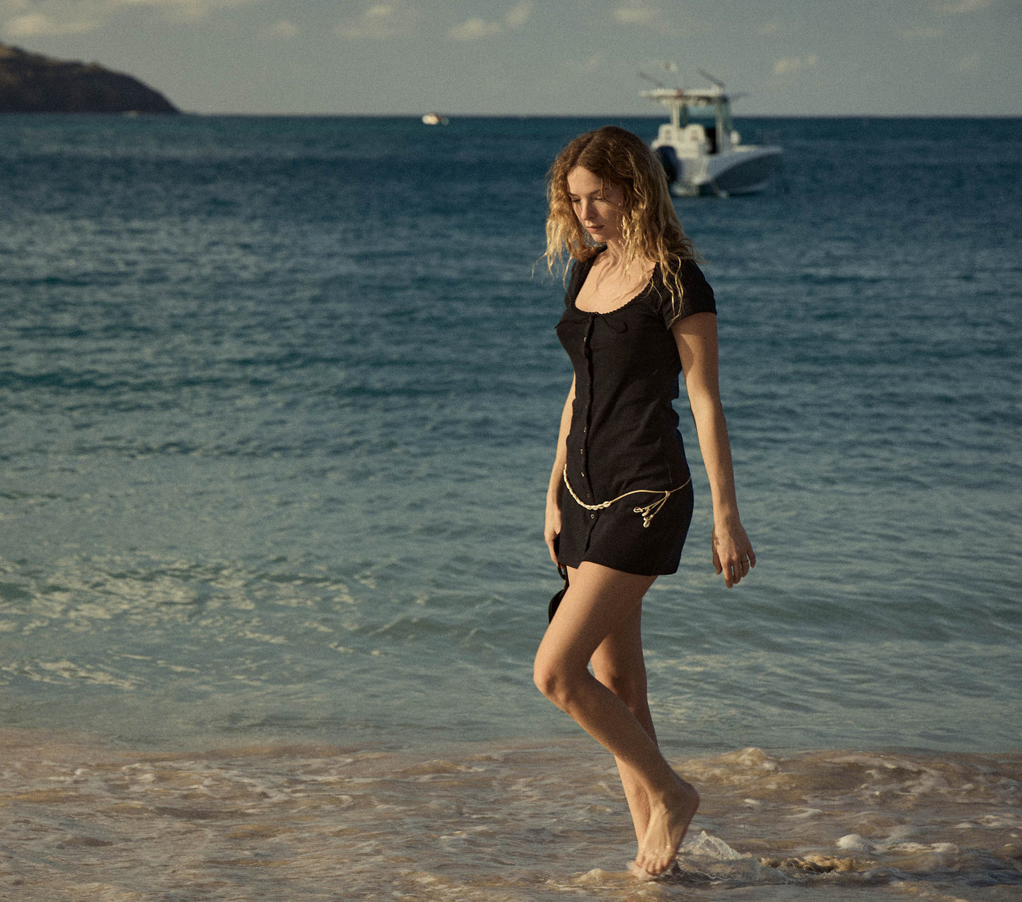 HMD -- AMATA DRESS -- BLACK