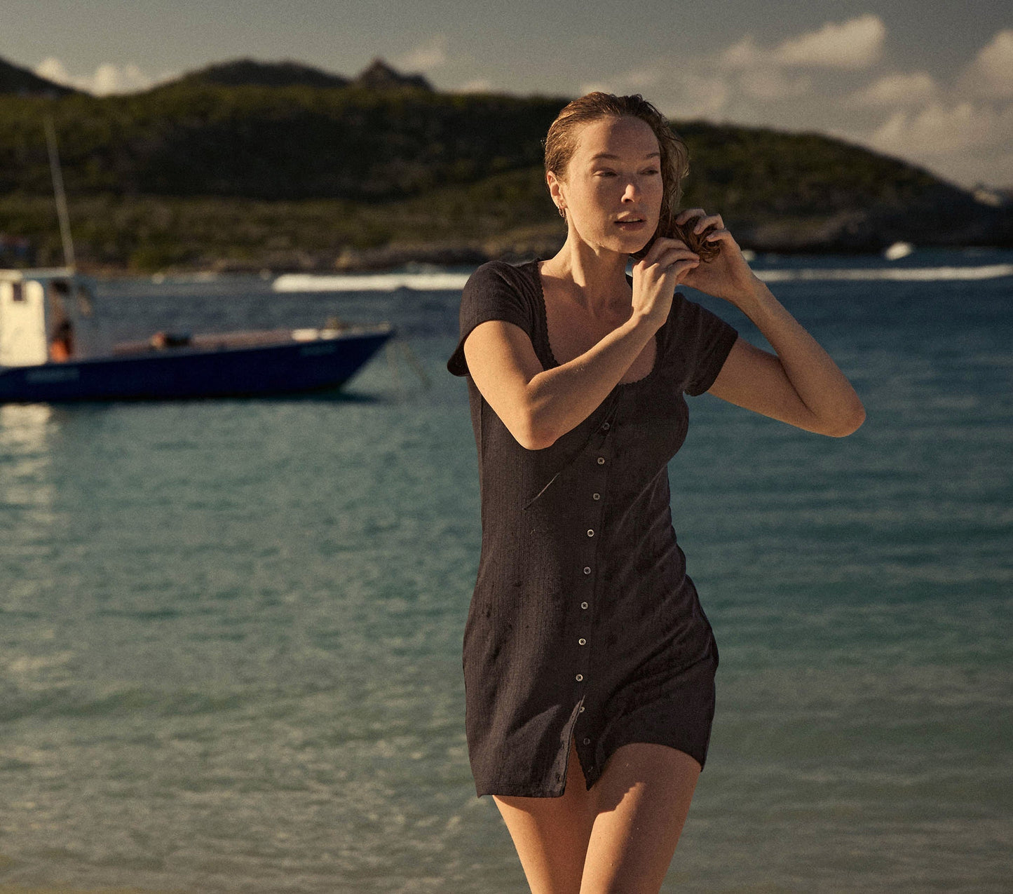 HMD -- AMATA DRESS -- BLACK