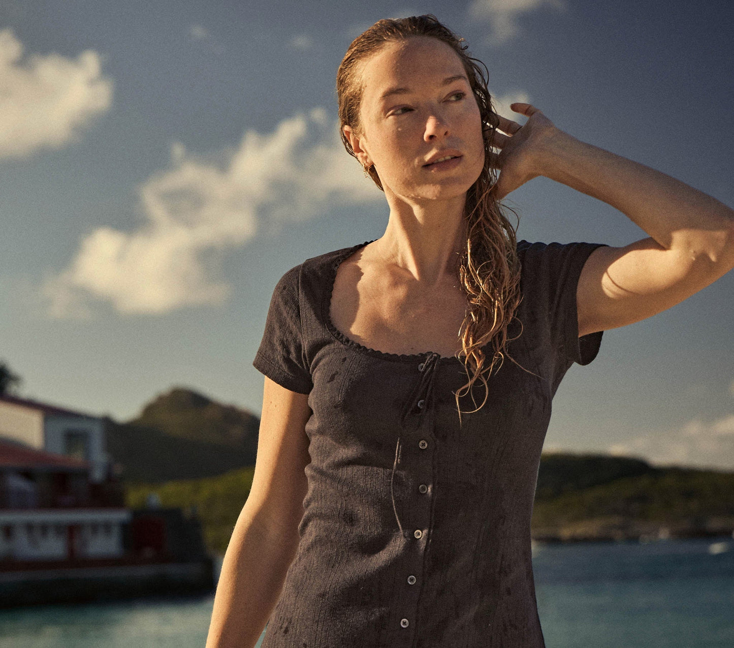 HMD -- AMATA DRESS -- BLACK