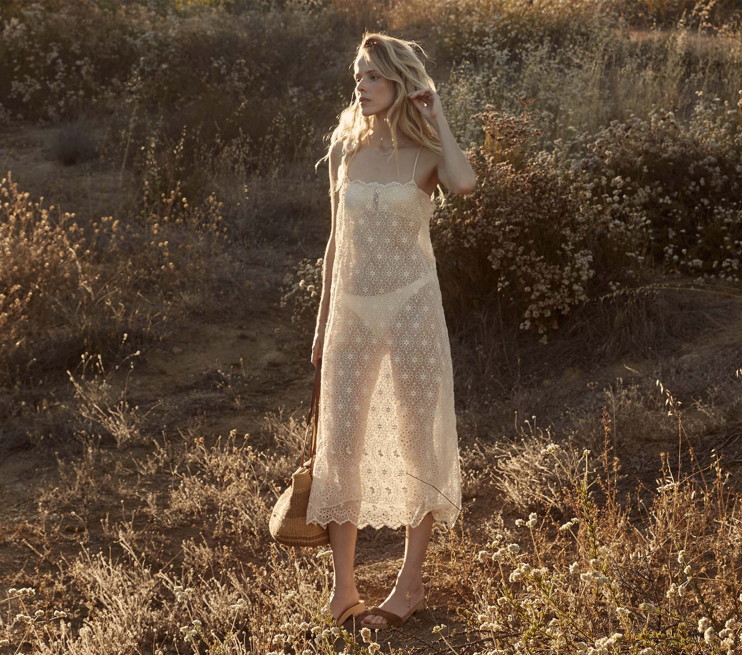 HMD -- ANYA DRESS -- MAGNOLIA