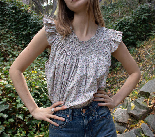 HMD -- APRIL TOP -- GREEN SUMMER NECTAR PRINT
