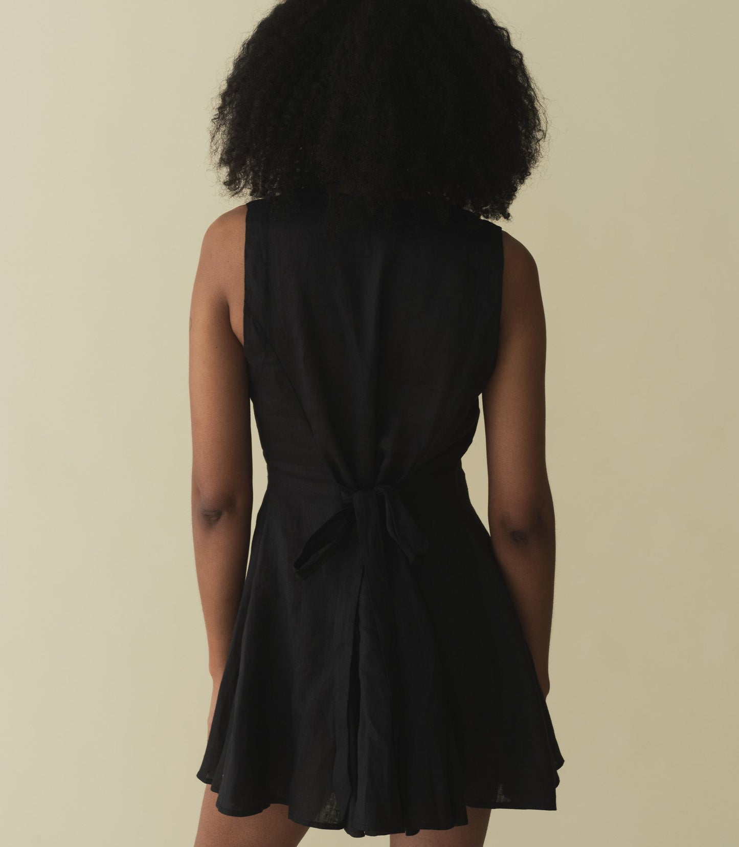 HMD -- AUBREY DRESS -- BLACK