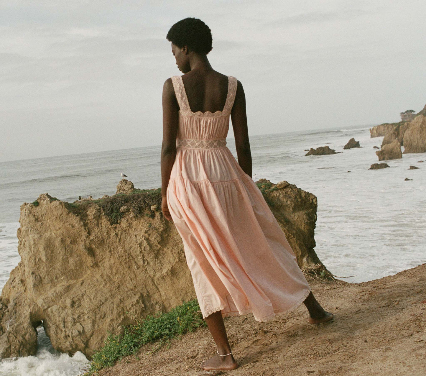 HMD -- AUGUSTINE DRESS -- CORAL SANDS