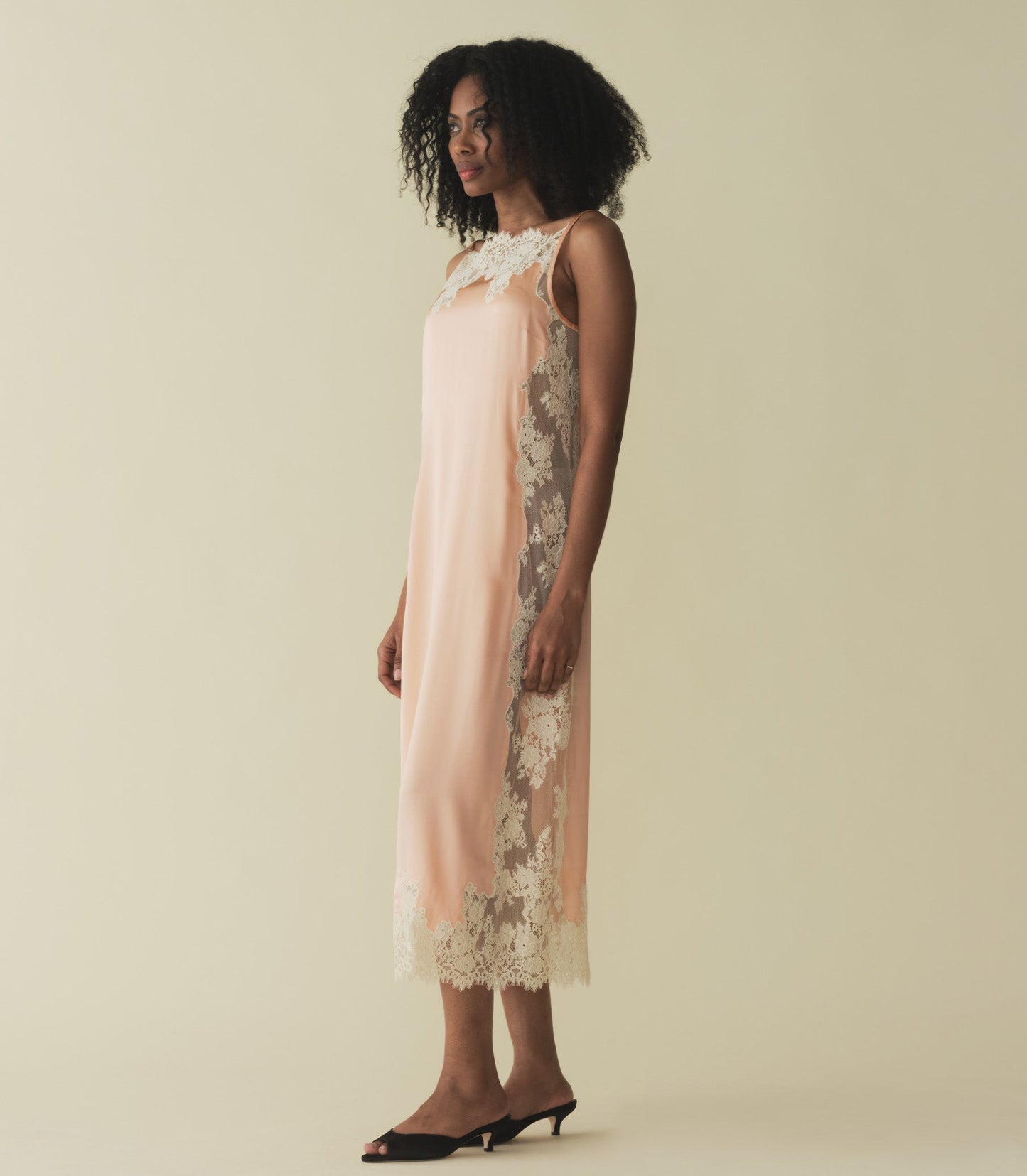 HMD -- BRIETTA DRESS -- CORAL BLUSH