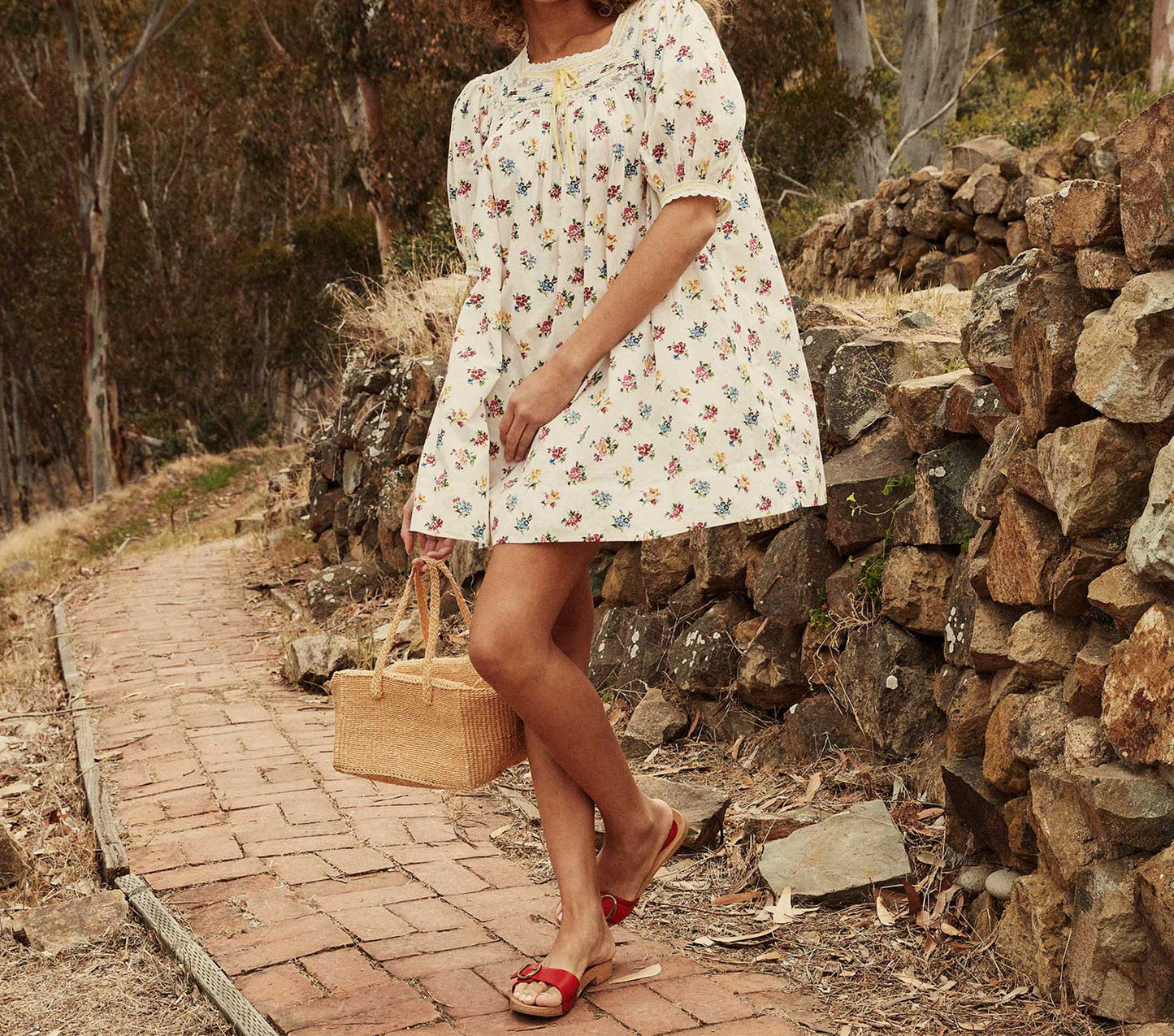 HMD -- CADEAU DRESS -- FLEURS DE JONQUILLE