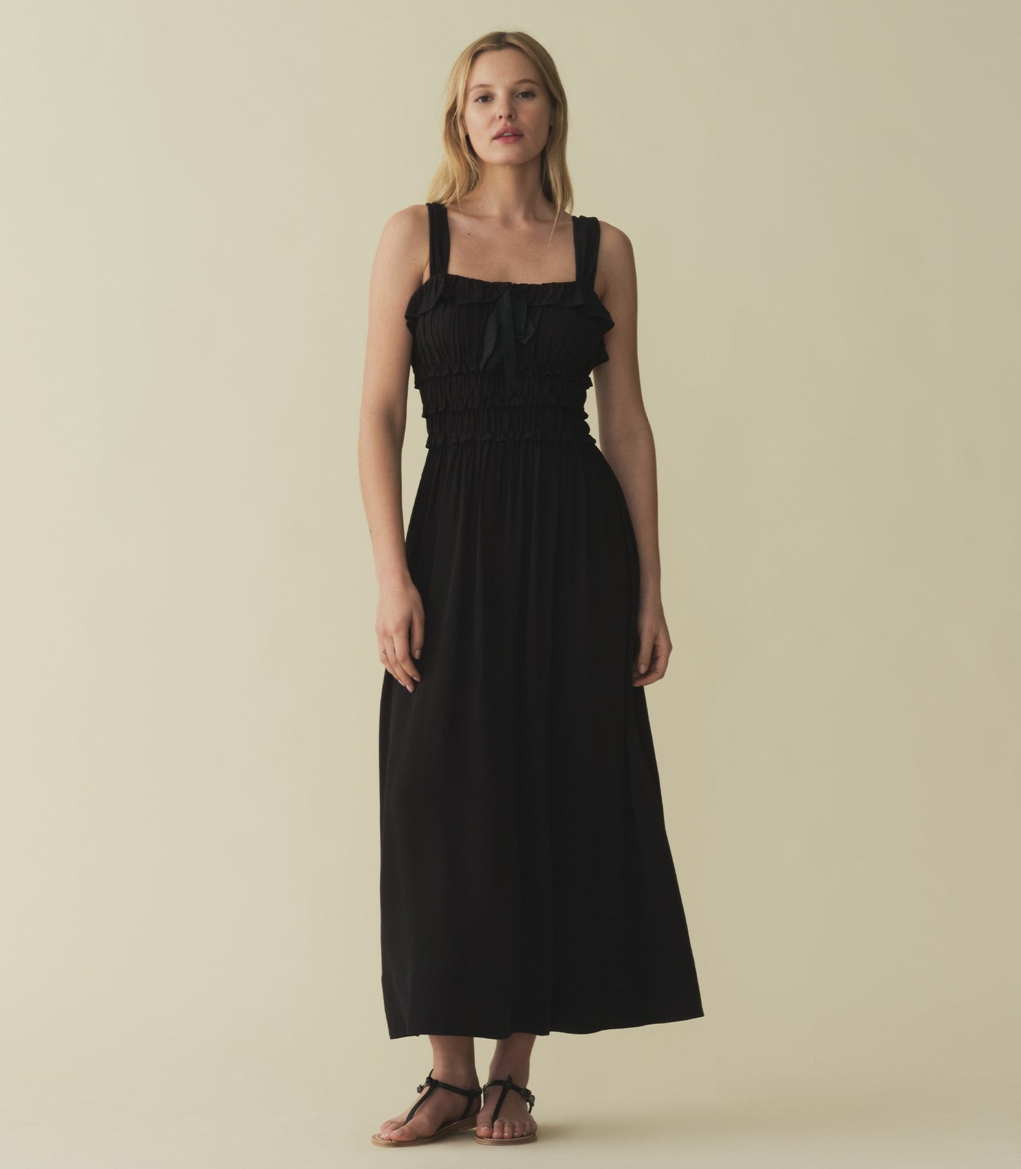 HMD -- CAROLYNN DRESS -- BLACK