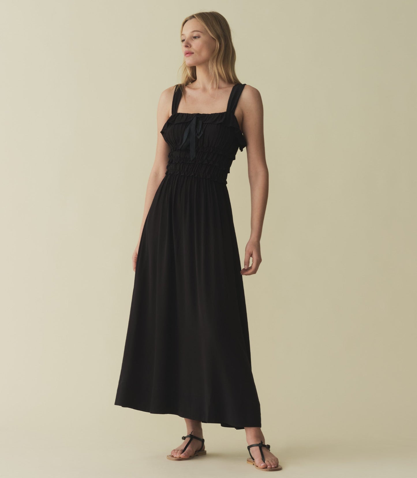HMD -- CAROLYNN DRESS -- BLACK