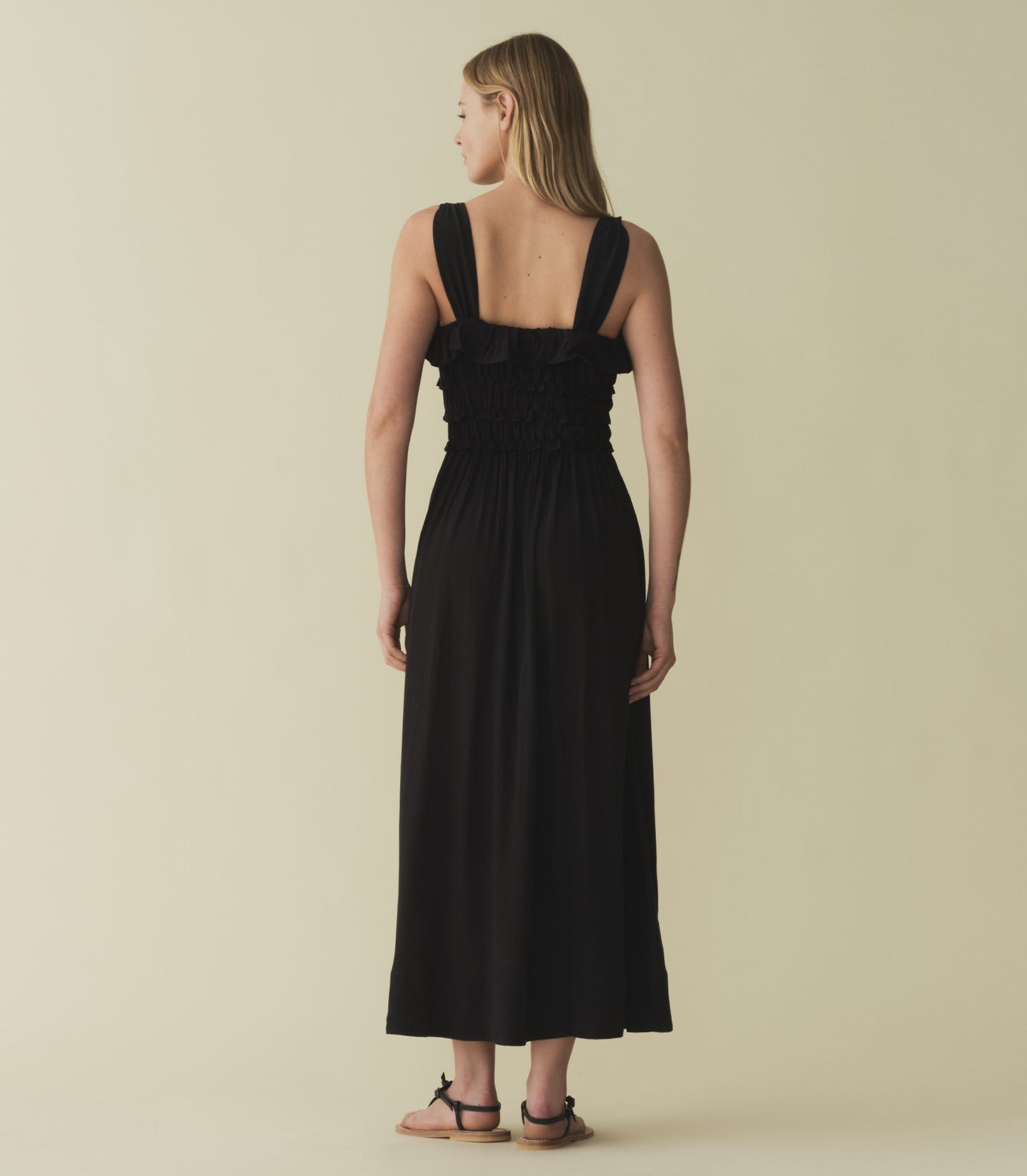 HMD -- CAROLYNN DRESS -- BLACK