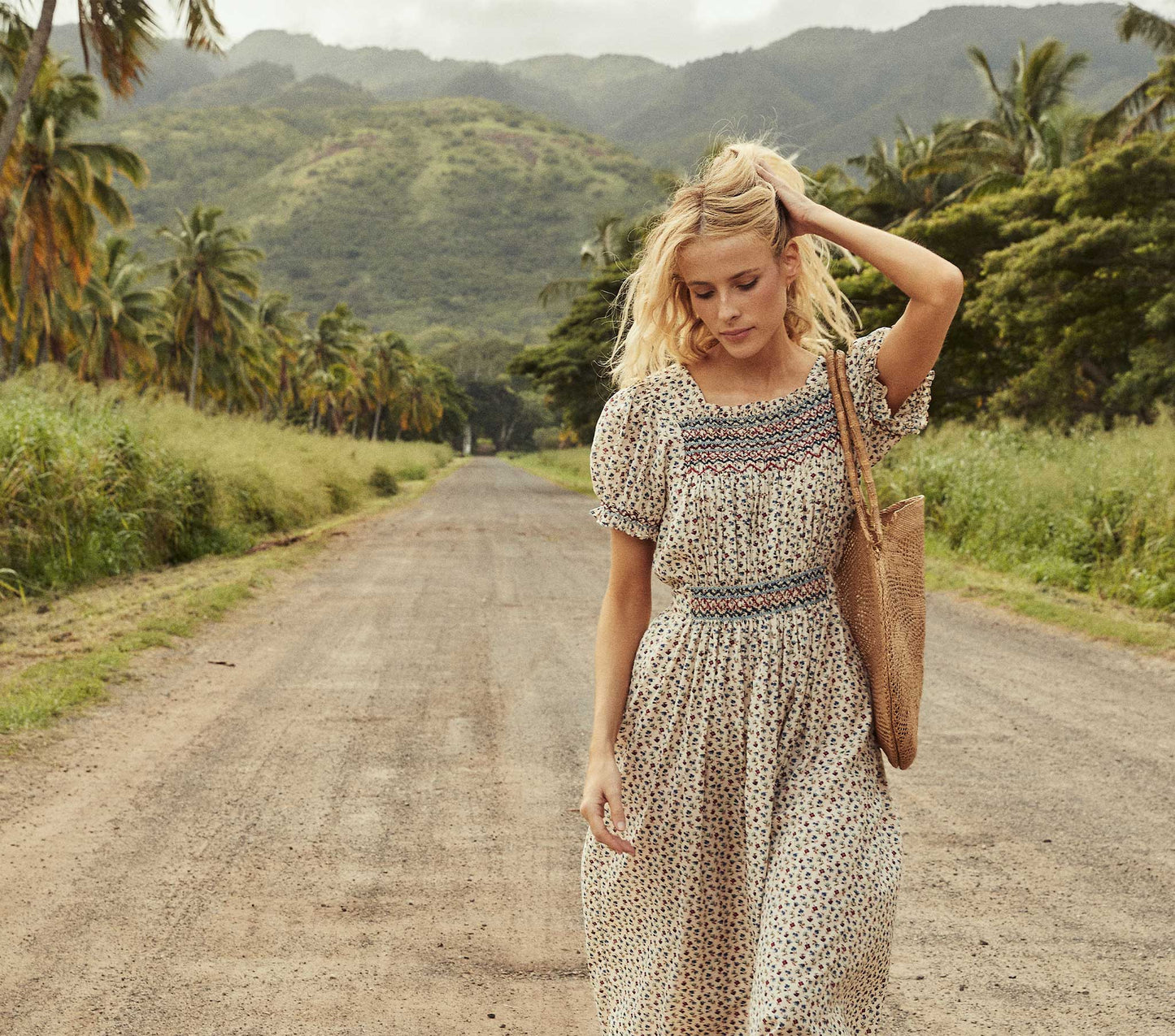 HMD -- CASTALIA DRESS -- WILD BAYBERRY BLOOM