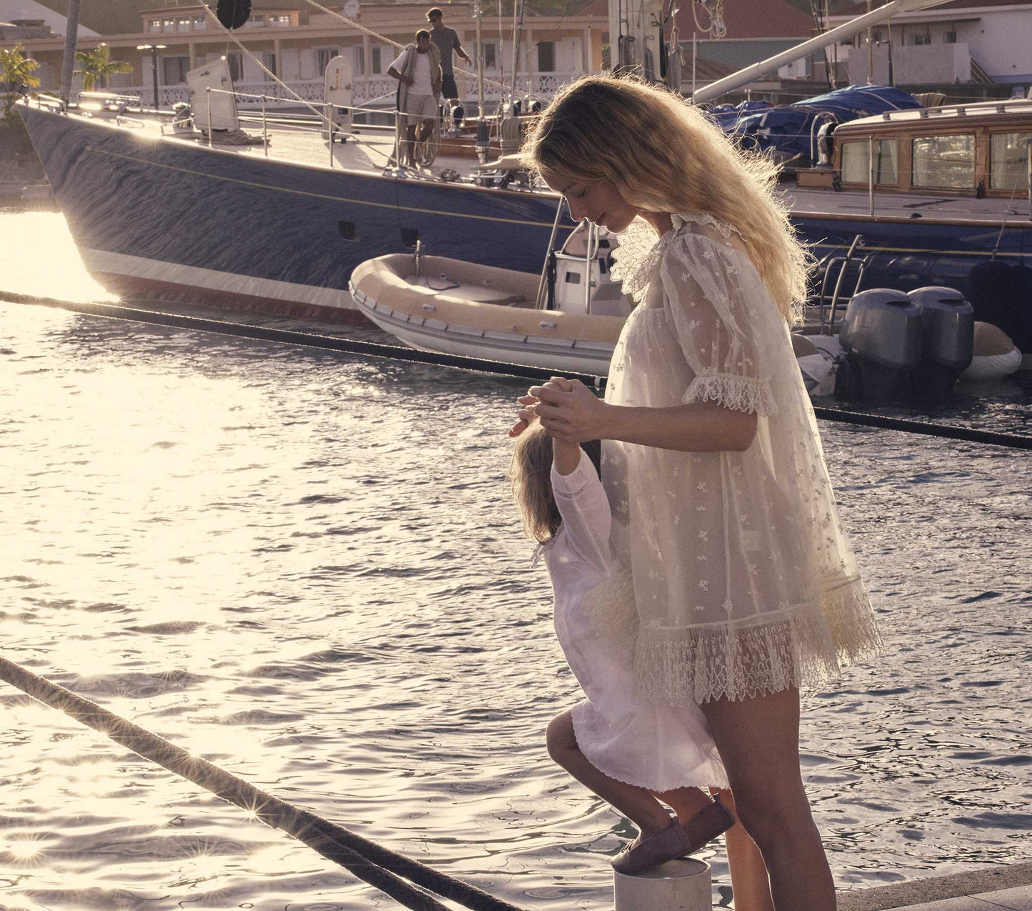 HMD -- CLARICE DRESS -- MAGNOLIA