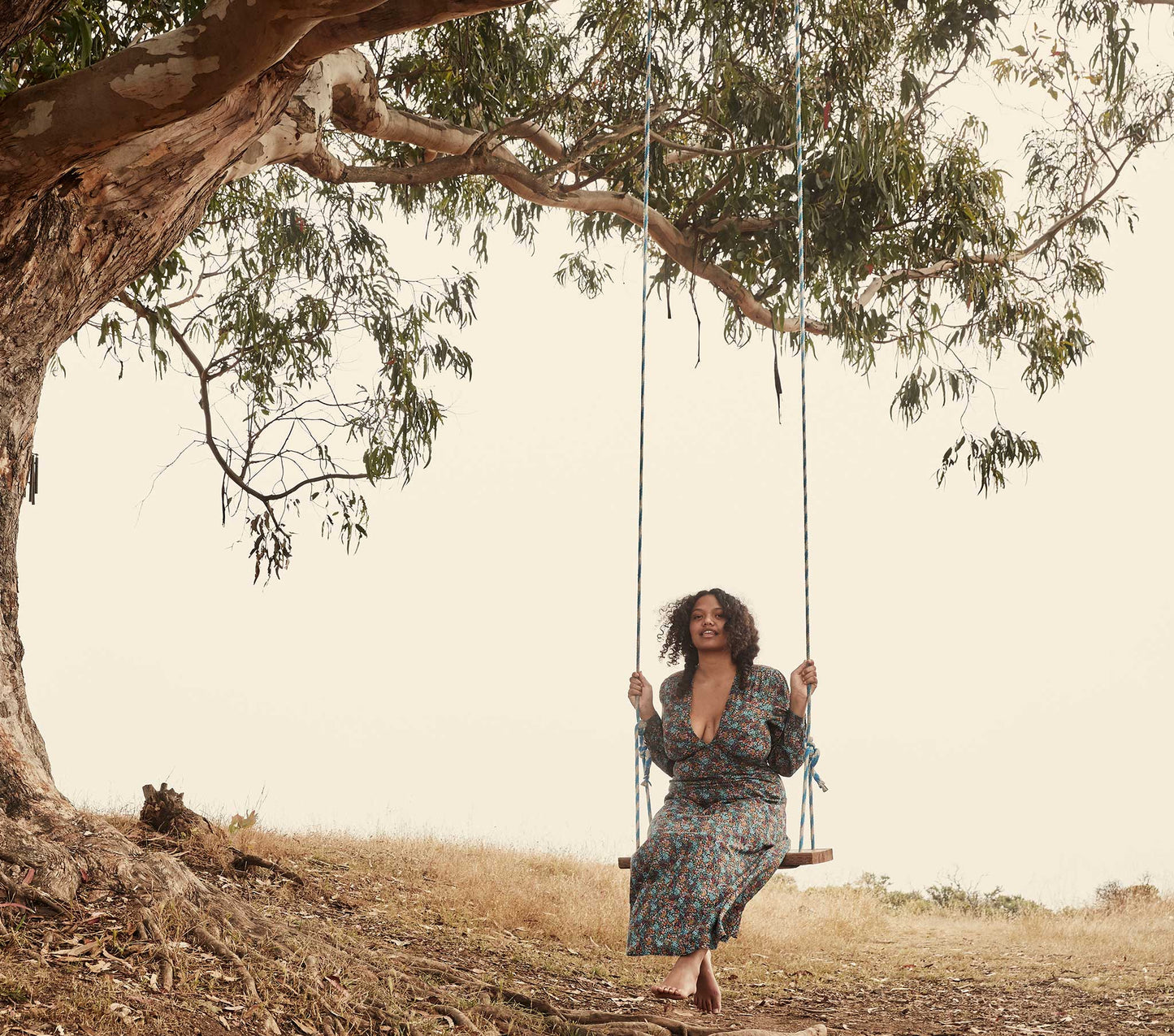 HMD -- CHARLESTON DRESS -- NAVY LADY BIRD FLORAL