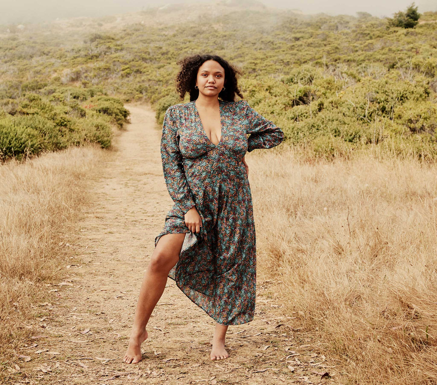 HMD -- CHARLESTON DRESS -- NAVY LADY BIRD FLORAL