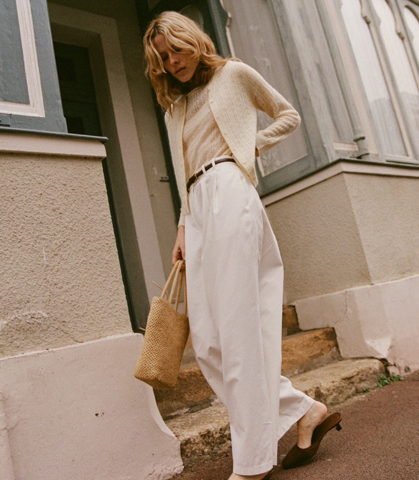 HMD -- DANAE POINTELLE CARDIGAN -- VANILLA