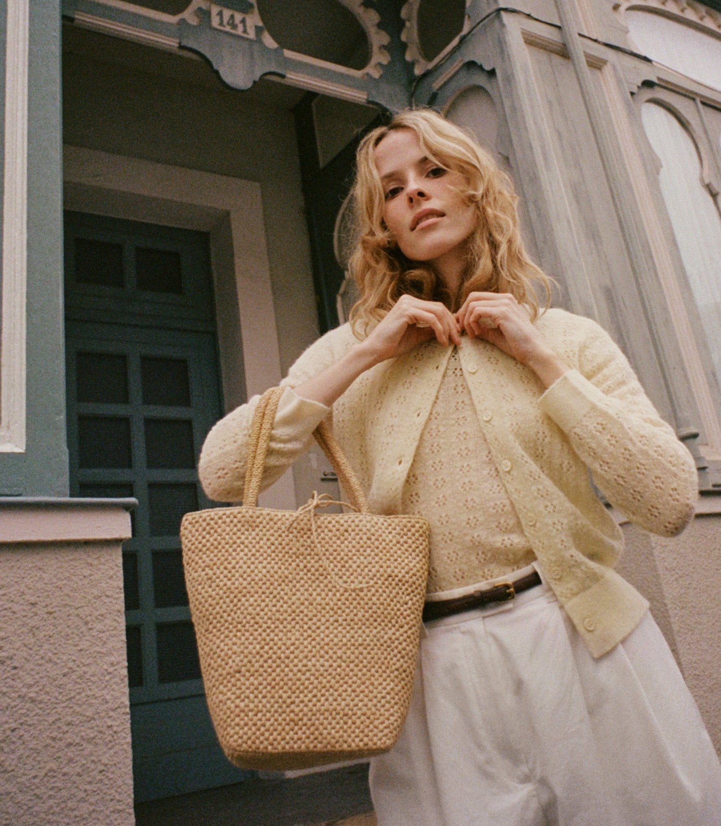 HMD -- DANAE POINTELLE CARDIGAN -- VANILLA