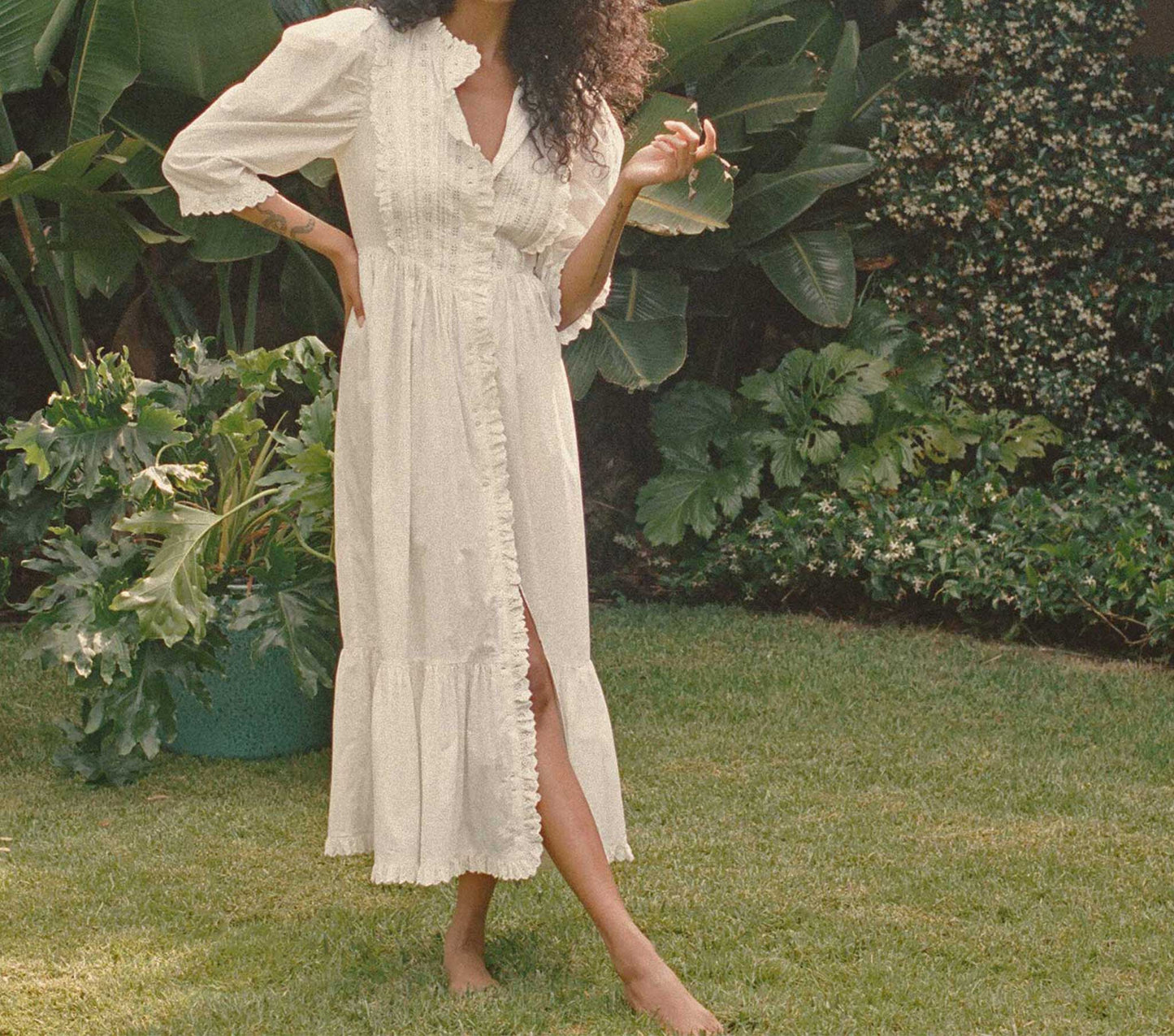 HMD -- DARBY DRESS -- POWDER