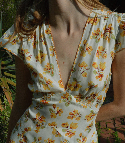 HMD -- DIANNE DRESS -- AMBER FROLICKING FLORAL