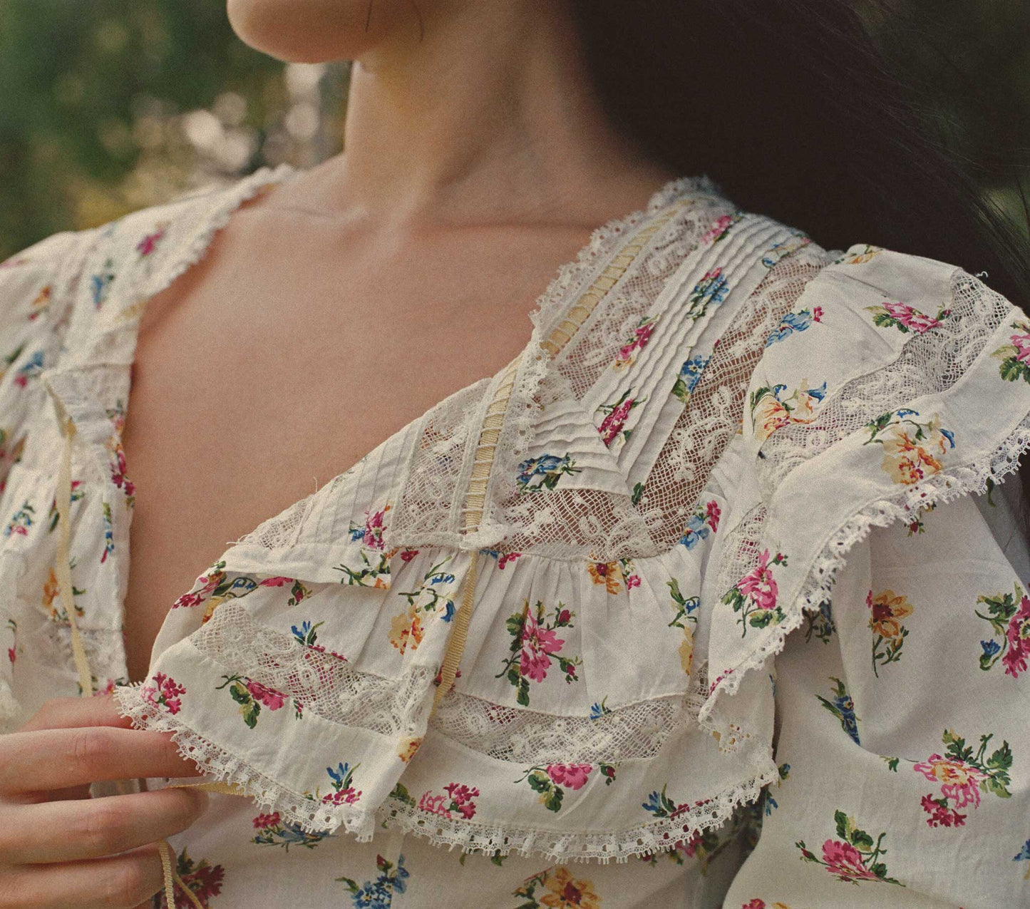 HMD -- LUCRETIA DRESS -- FLEURS DE JONQUILLE