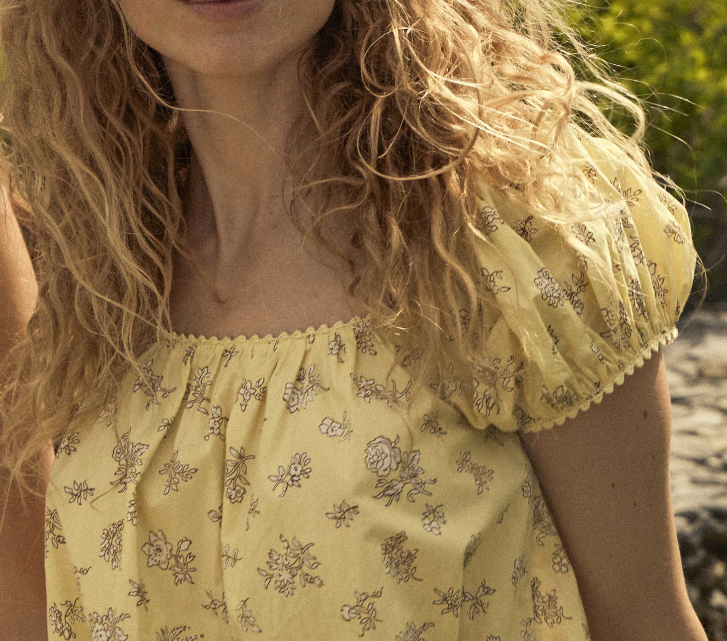 HMD -- JULIE DRESS -- SUNSHINE BOUTON DE ROSE