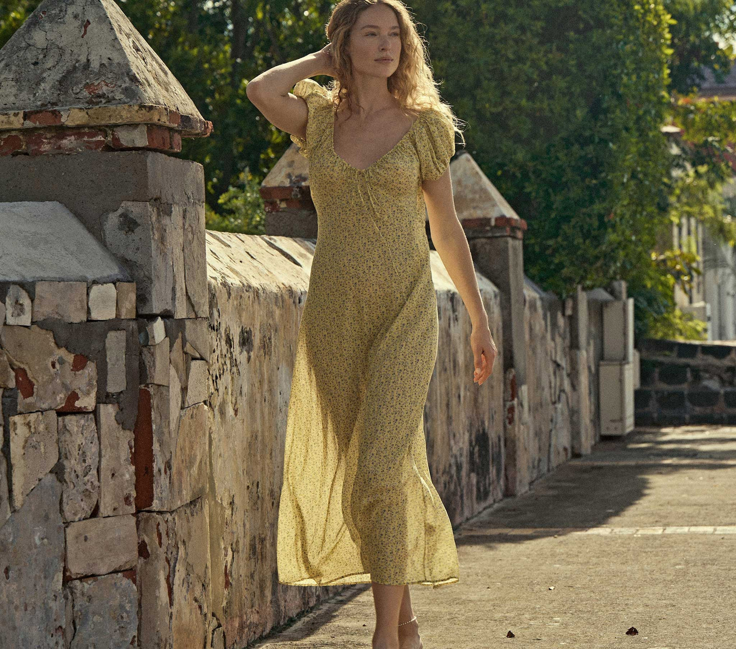 HMD -- SOFIA DRESS -- MOONFLOWER FLORAL