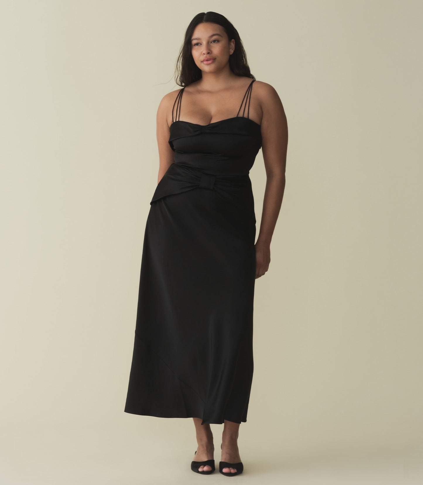 HMD -- DONETTA DRESS -- BLACK