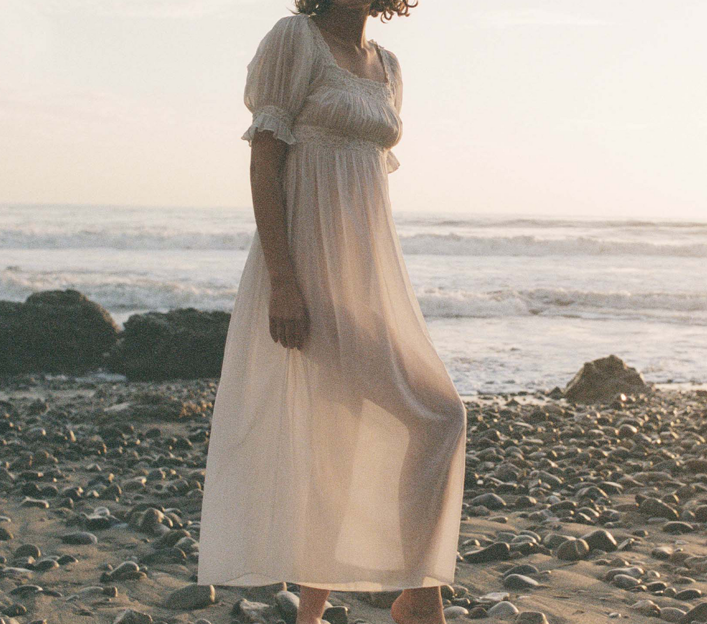 HMD -- ECLIPSE NIGHTGOWN -- SALT