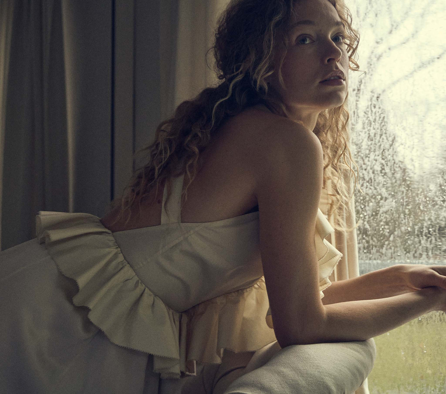 HMD -- ELOUISE DRESS -- MOTHER OF PEARL