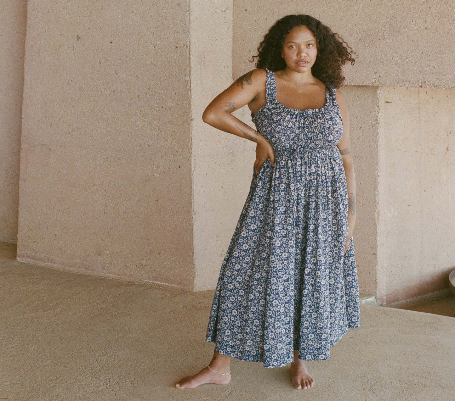 HMD -- EMMARETTA DRESS -- BLUE JESSAMINE CALICO